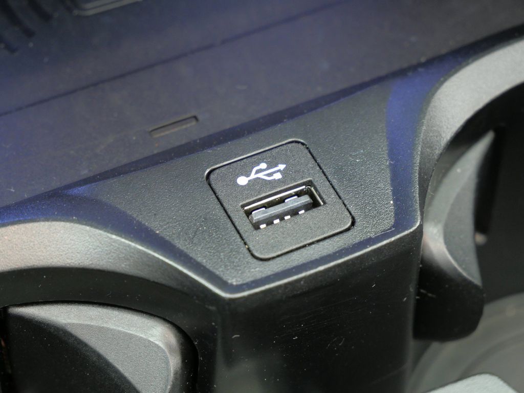 Thumbnail: 2024 BMW 3 Series - 50