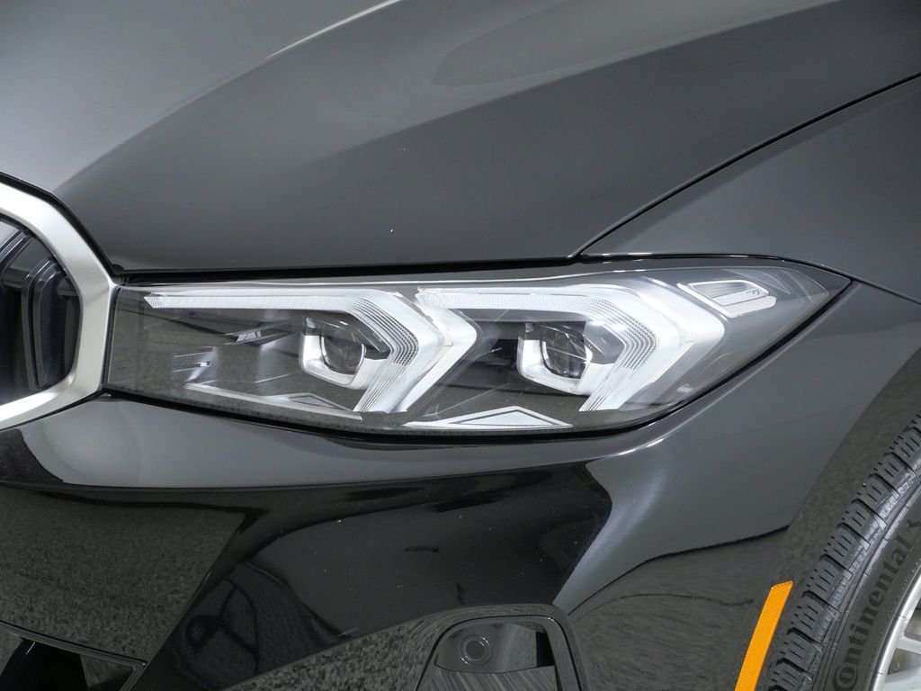 Thumbnail: 2024 BMW 3 Series - 17