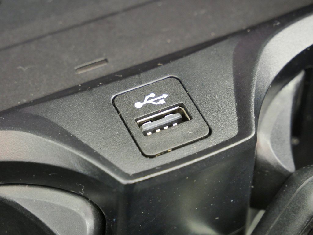 Thumbnail: 2024 BMW 3 Series - 51