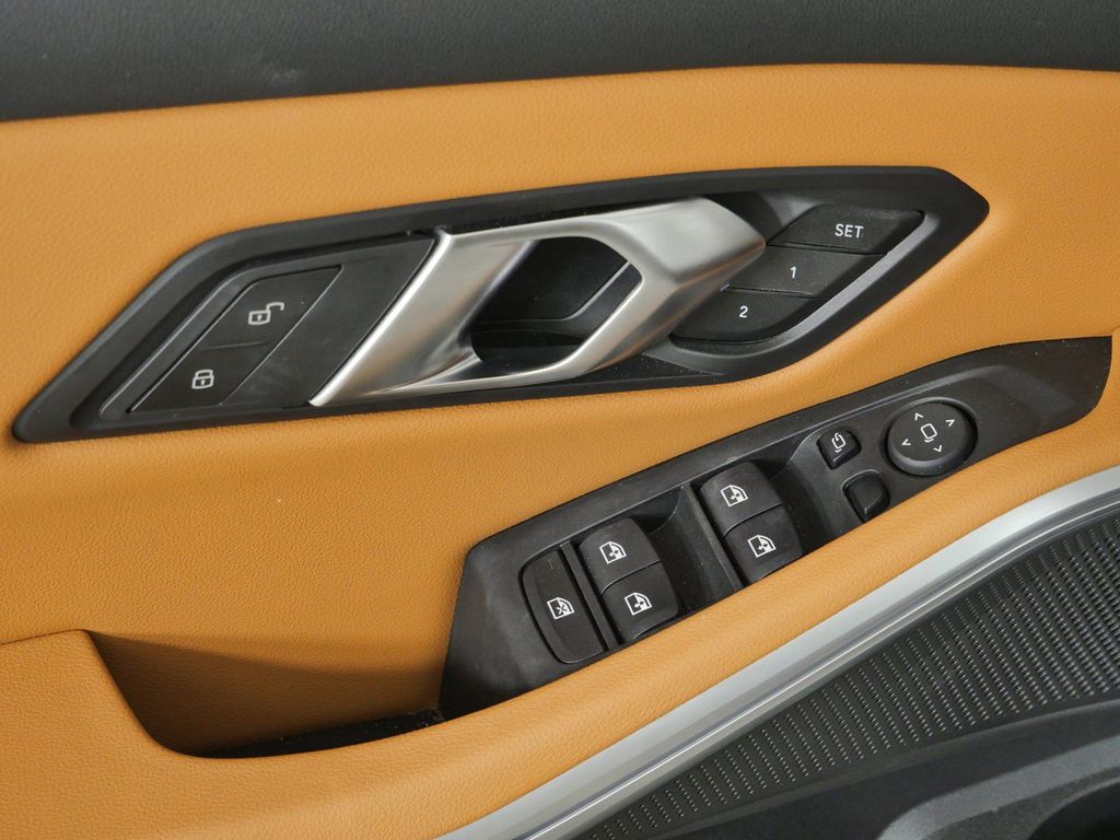 Thumbnail: 2024 BMW 3 Series - 40