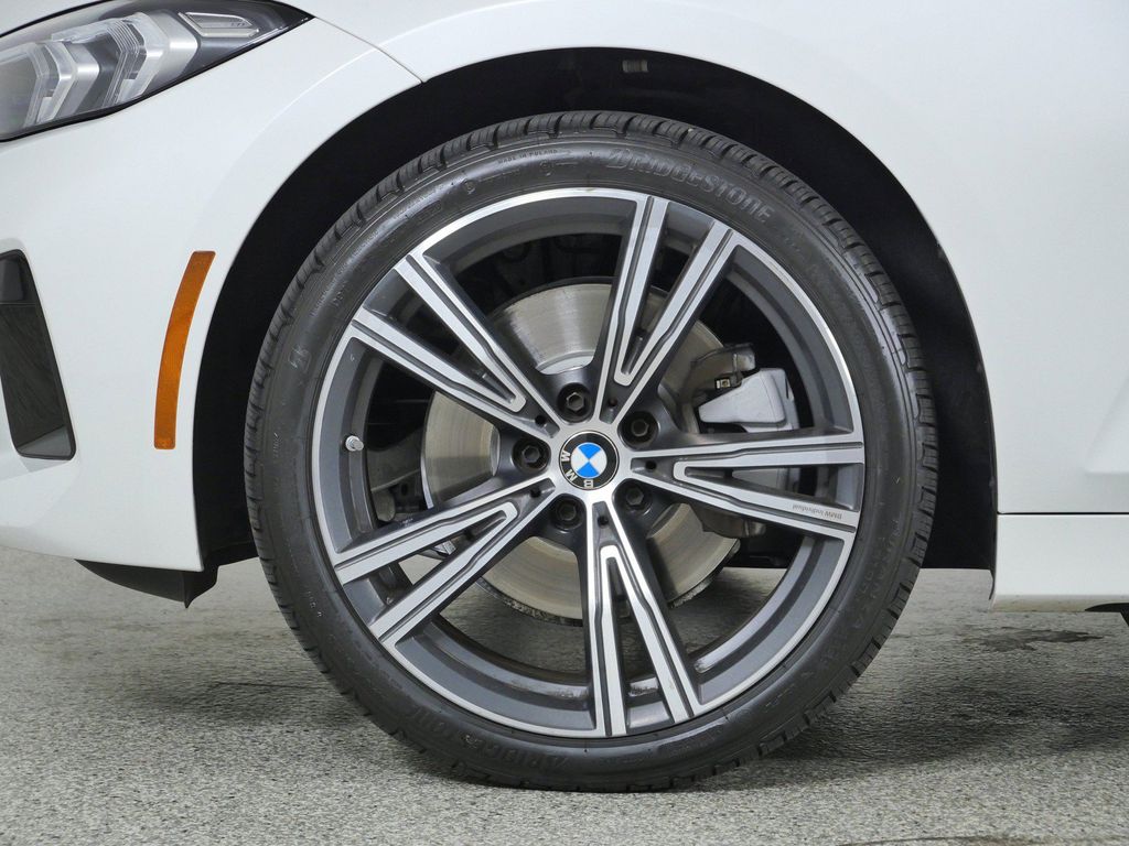 Thumbnail: 2024 BMW 3 Series - 8