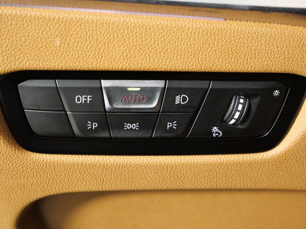 Thumbnail: 2023 BMW 3 Series - 39