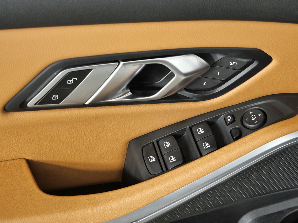 Thumbnail: 2023 BMW 3 Series - 37