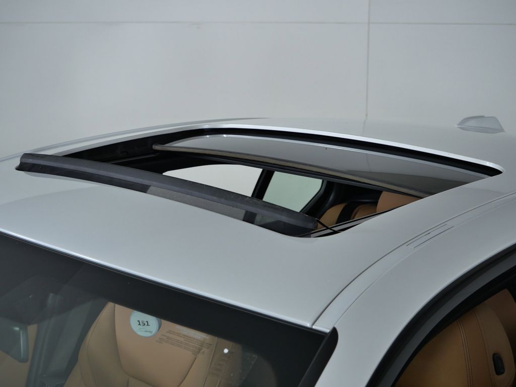 Thumbnail: 2023 BMW 3 Series - 26