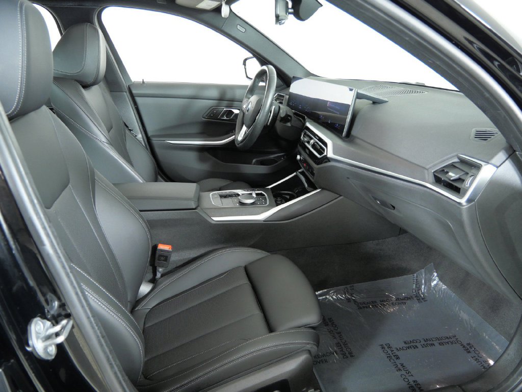 Thumbnail: 2024 BMW 3 Series - 9