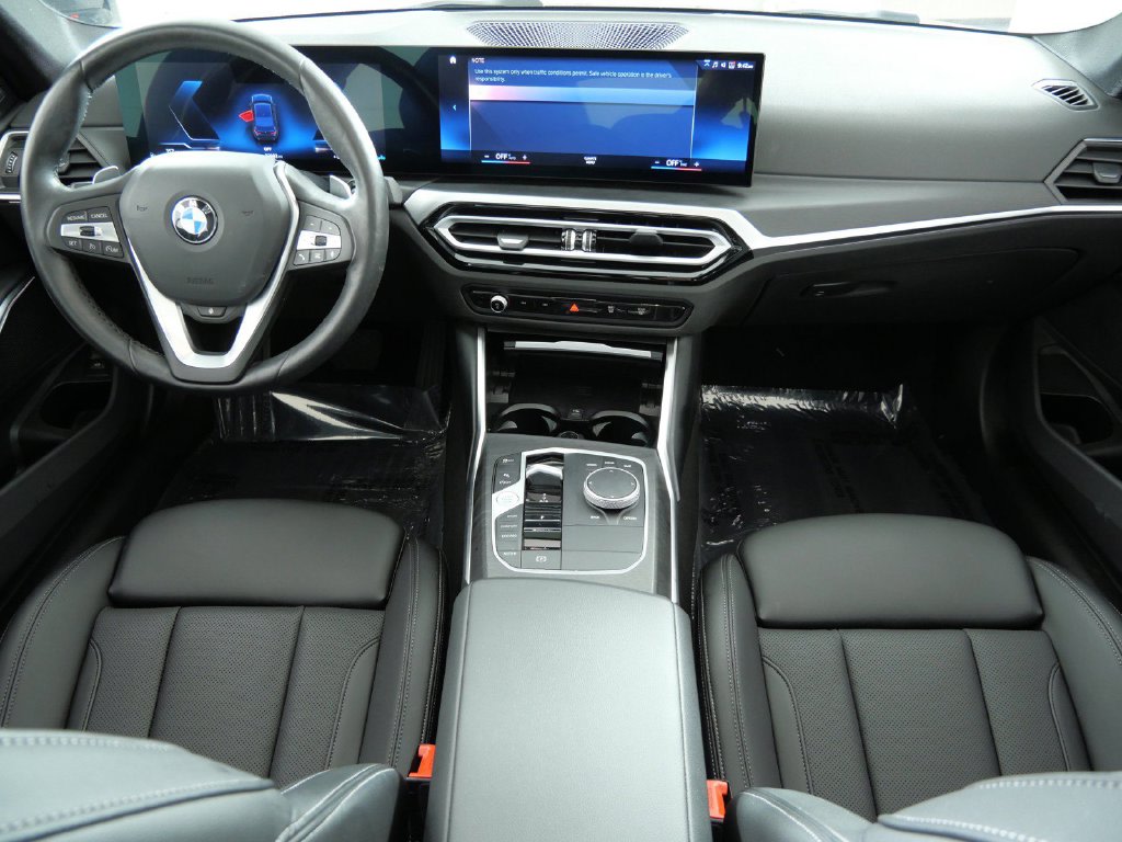 Thumbnail: 2024 BMW 3 Series - 2