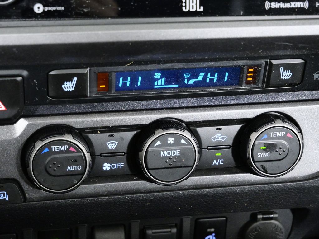 Thumbnail: 2022 Toyota Tacoma - 44