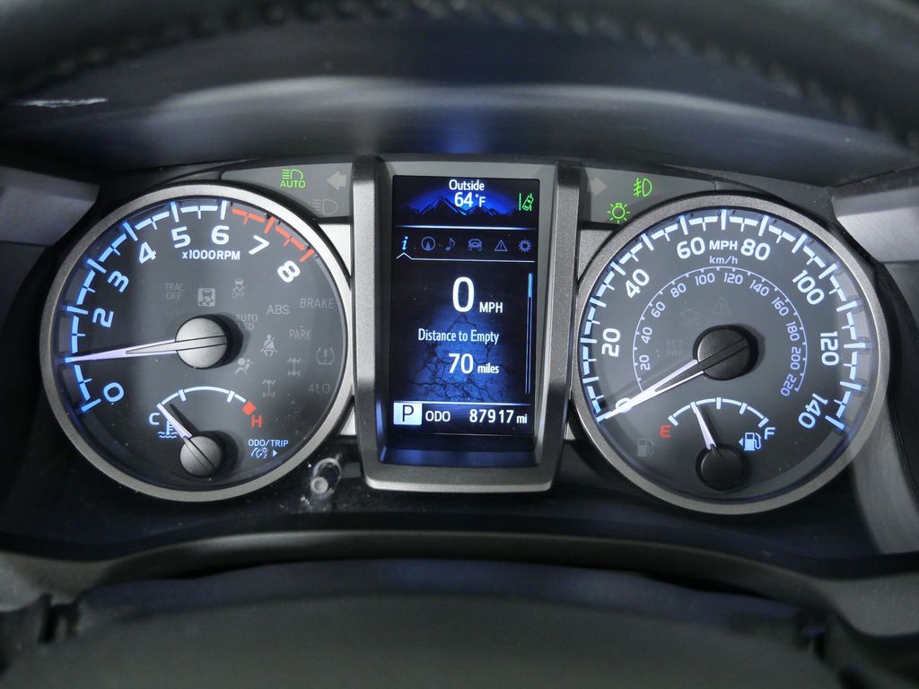 Thumbnail: 2022 Toyota Tacoma - 14