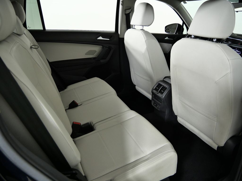 Thumbnail: 2019 Volkswagen Tiguan - 11