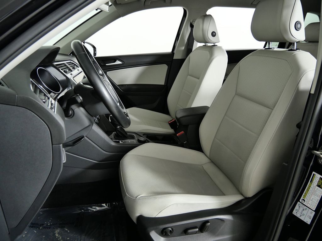 Thumbnail: 2019 Volkswagen Tiguan - 36