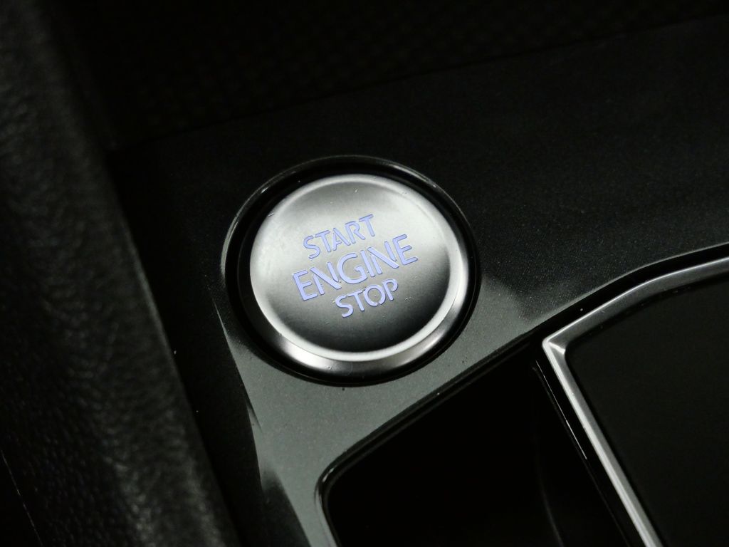 Thumbnail: 2019 Volkswagen Tiguan - 44