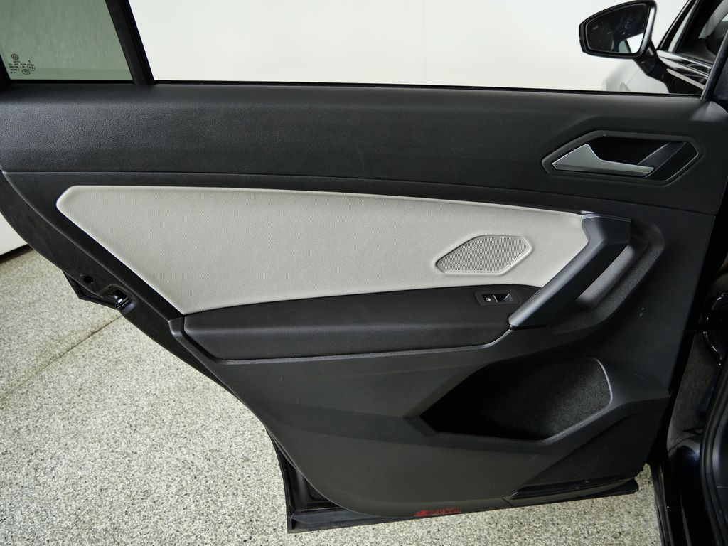 Thumbnail: 2019 Volkswagen Tiguan - 31