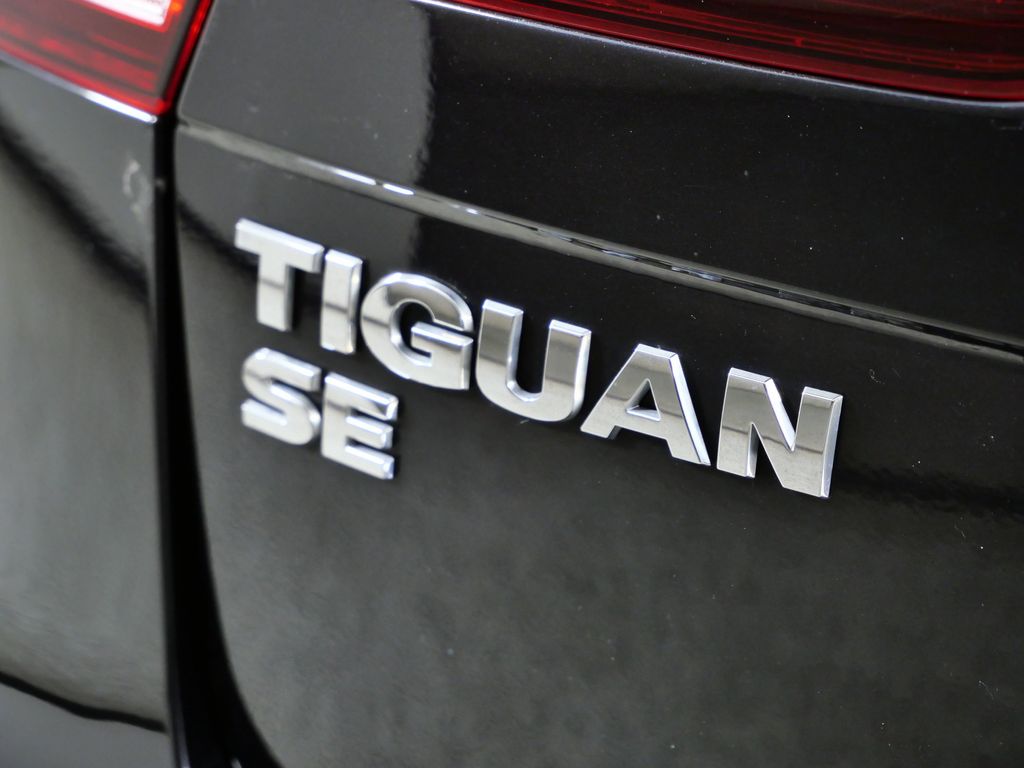 Thumbnail: 2019 Volkswagen Tiguan - 23
