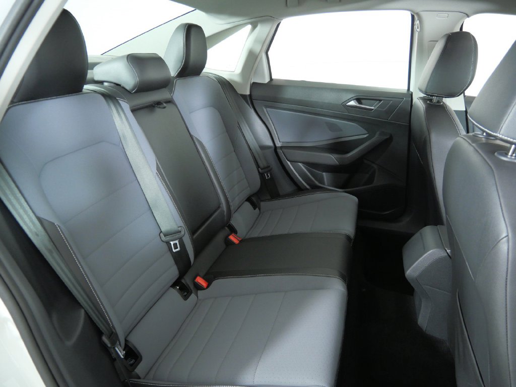 Thumbnail: 2025 Volkswagen Jetta - 31