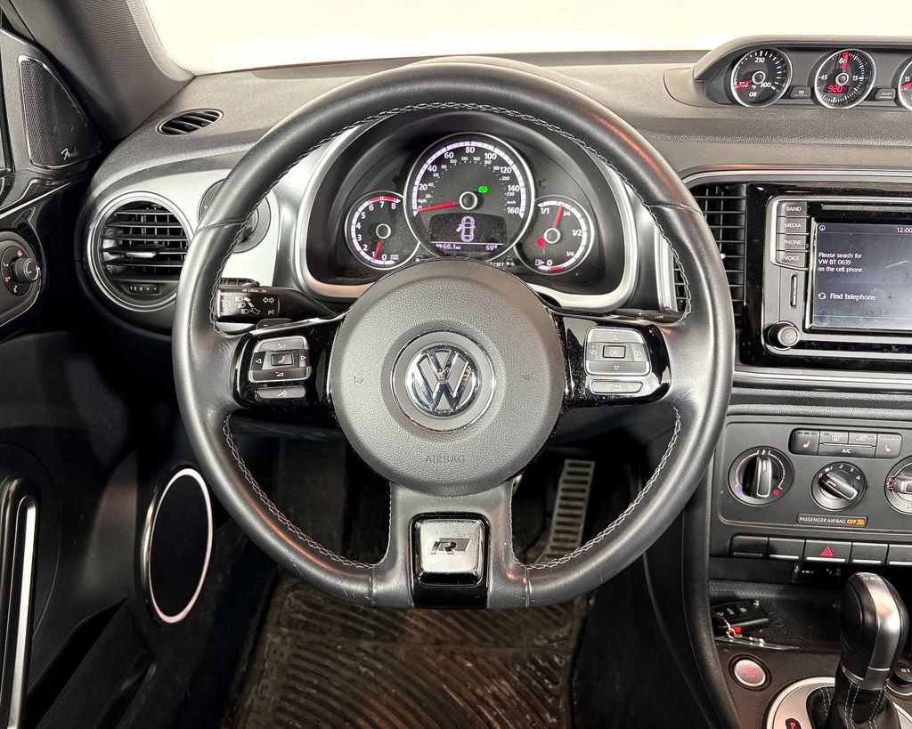 Thumbnail: 2016 Volkswagen Beetle - 2