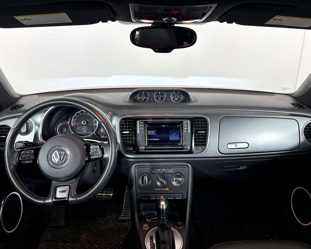 Thumbnail: 2016 Volkswagen Beetle - 5