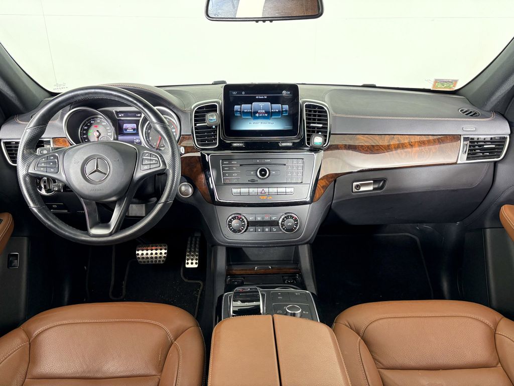 Thumbnail: 2016 Mercedes-Benz GLE - 7