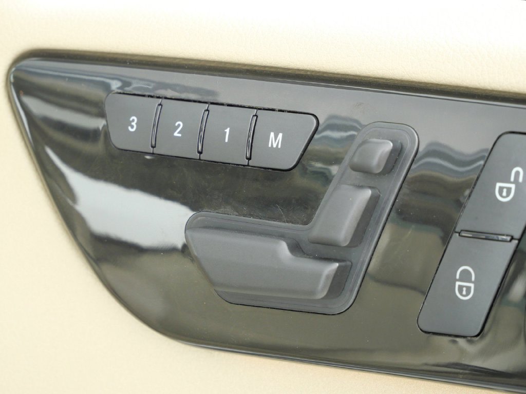 Thumbnail: 2015 Mercedes-Benz GL-Class - 29