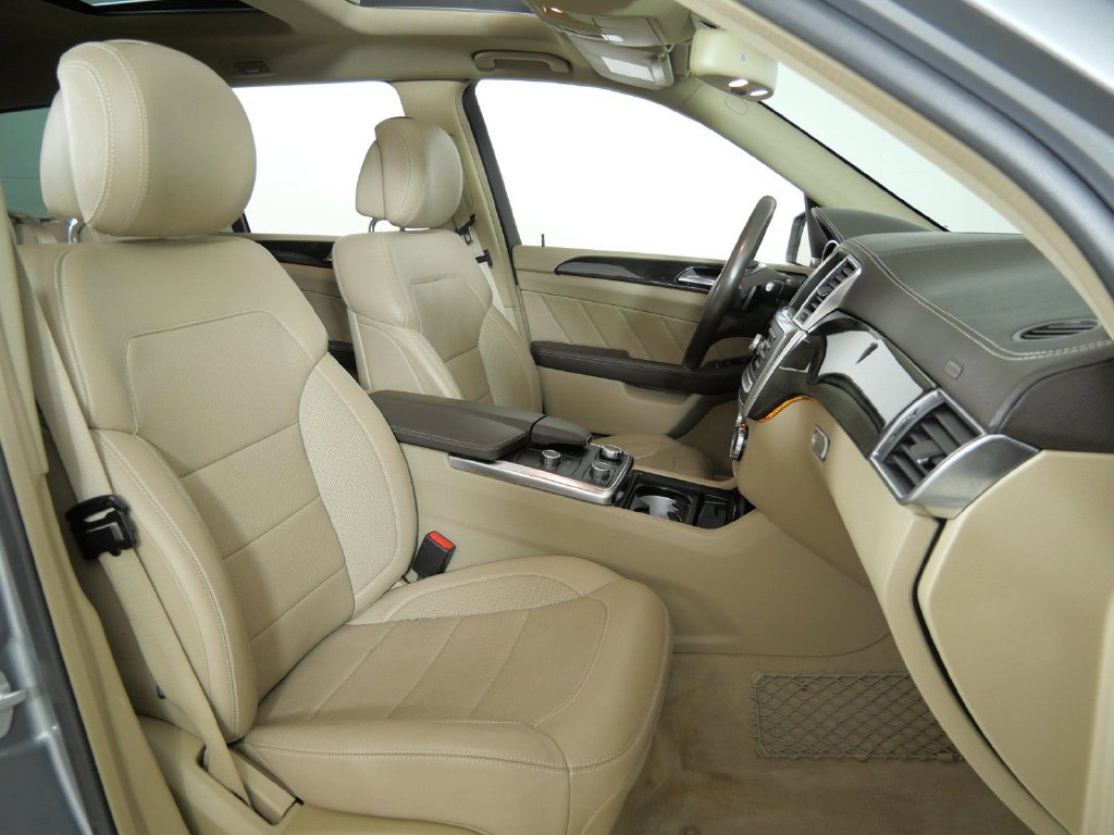 Thumbnail: 2015 Mercedes-Benz GL-Class - 10
