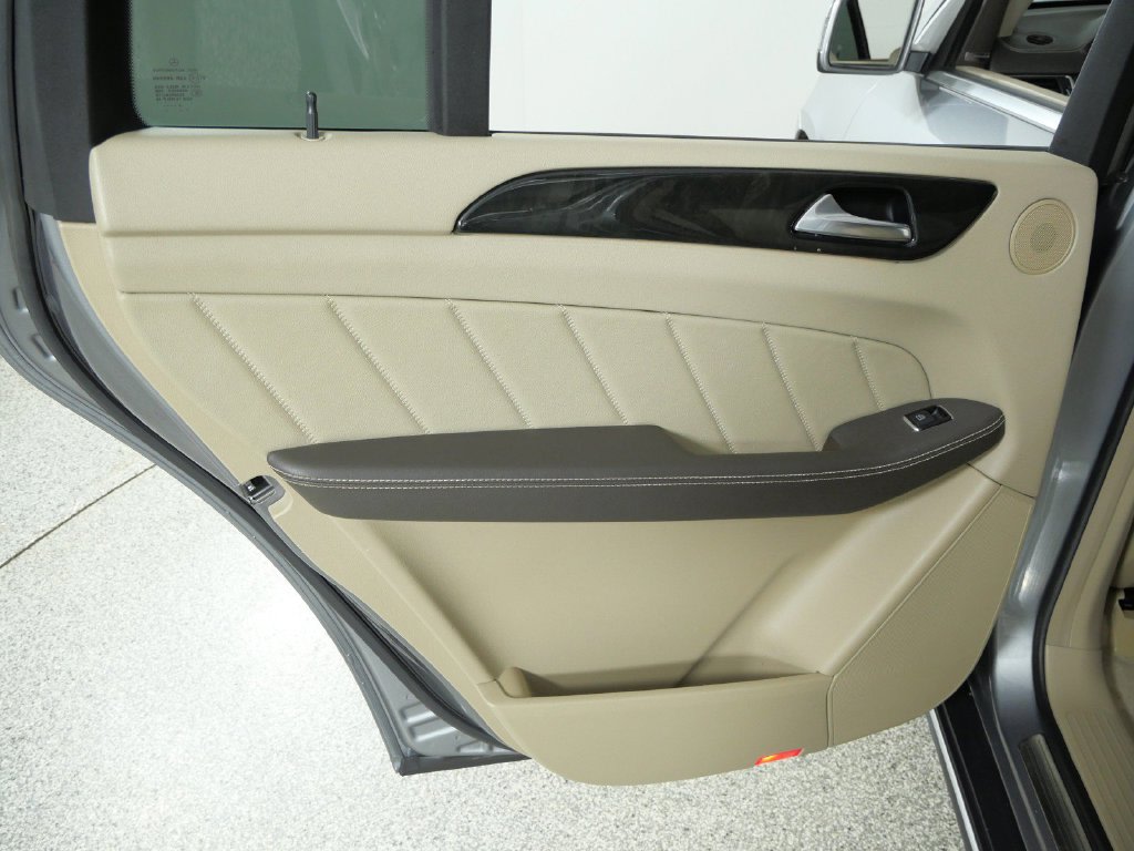 Thumbnail: 2015 Mercedes-Benz GL-Class - 32