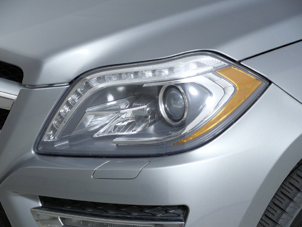 Thumbnail: 2015 Mercedes-Benz GL-Class - 17