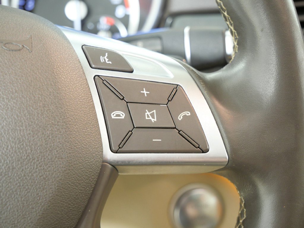 Thumbnail: 2015 Mercedes-Benz GL-Class - 41