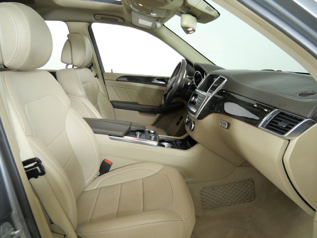 Thumbnail: 2015 Mercedes-Benz GL-Class - 9