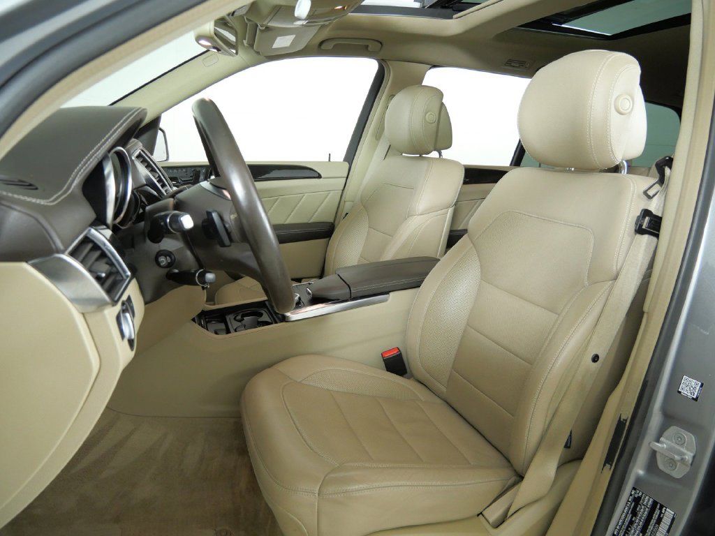 Thumbnail: 2015 Mercedes-Benz GL-Class - 37