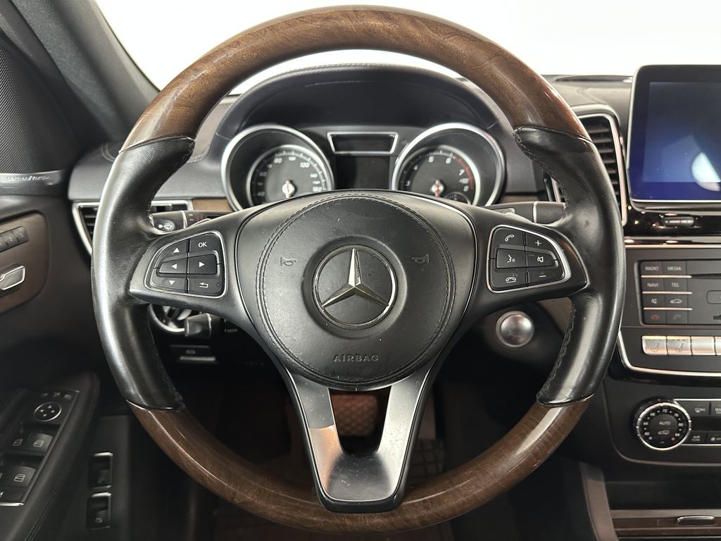 Thumbnail: 2017 Mercedes-Benz GLS - 2