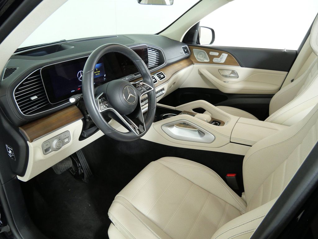 Thumbnail: 2024 Mercedes-Benz GLE - 9