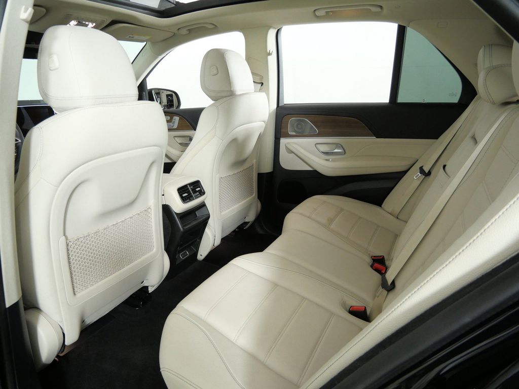 Thumbnail: 2024 Mercedes-Benz GLE - 34