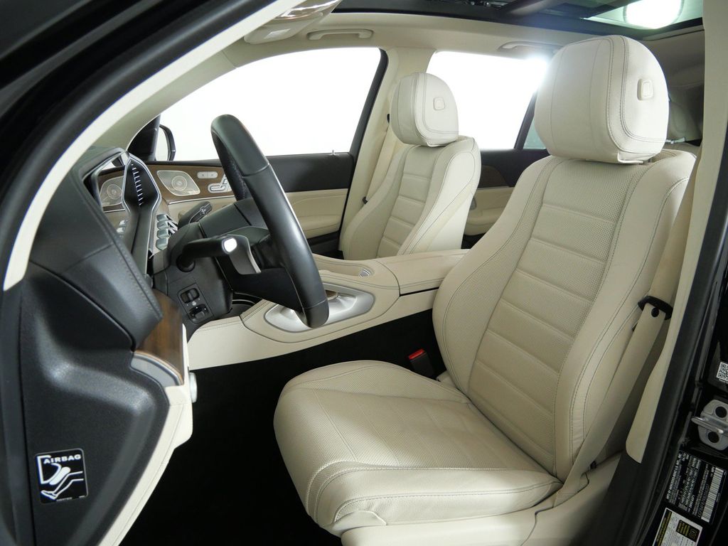 Thumbnail: 2024 Mercedes-Benz GLE - 37