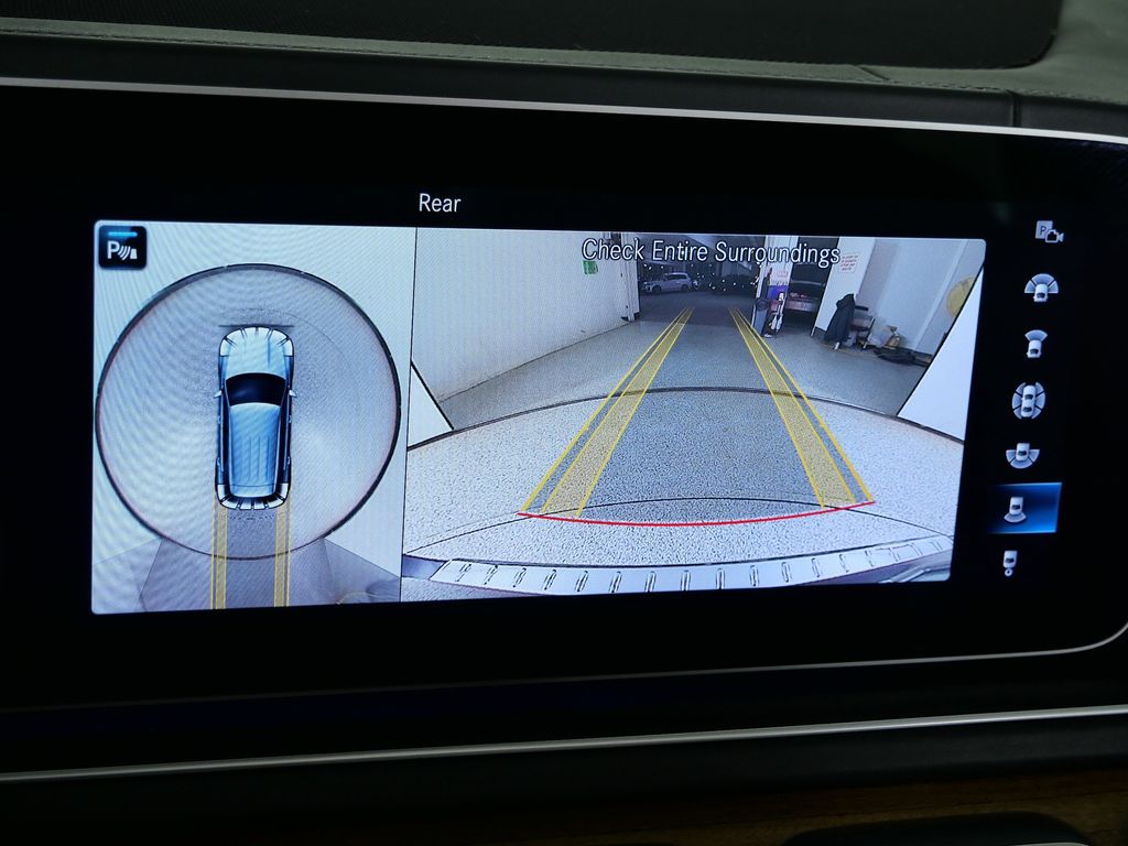 Thumbnail: 2021 Mercedes-Benz GLE - 50