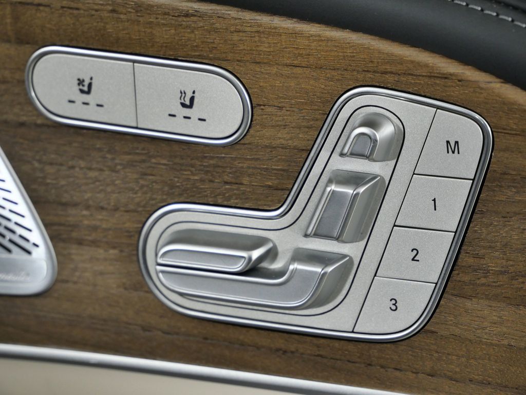 Thumbnail: 2021 Mercedes-Benz GLE - 29