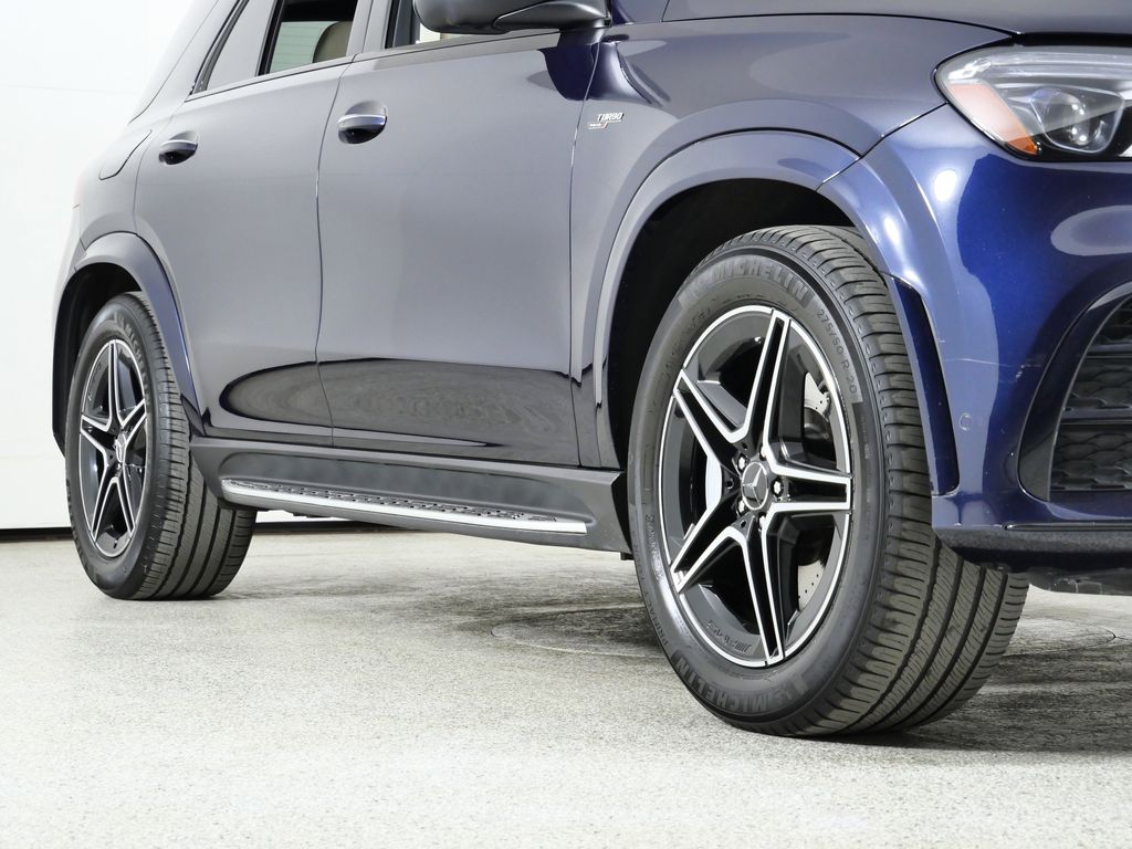 Thumbnail: 2021 Mercedes-Benz GLE - 9