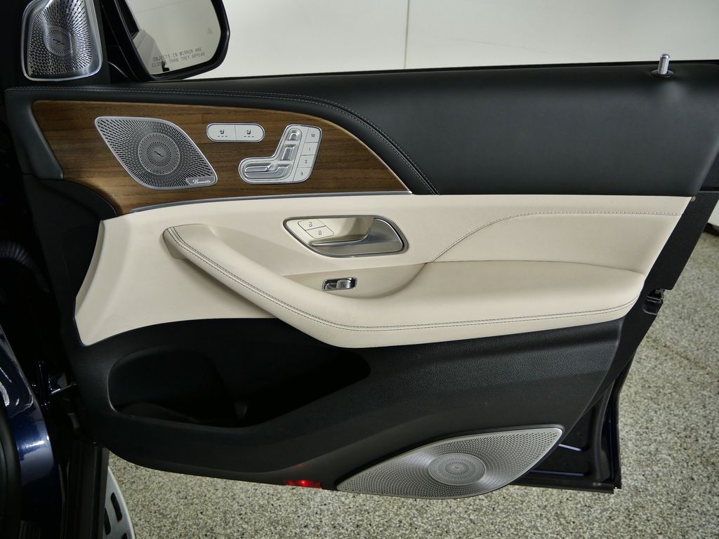 Thumbnail: 2021 Mercedes-Benz GLE - 28