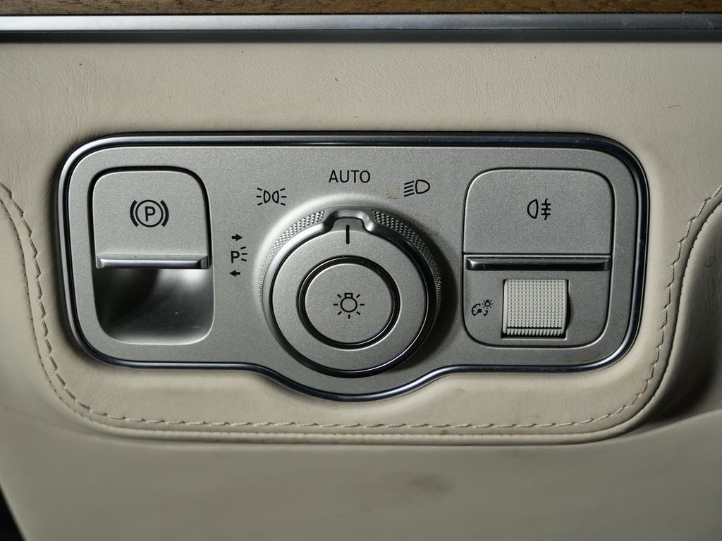 Thumbnail: 2021 Mercedes-Benz GLE - 41