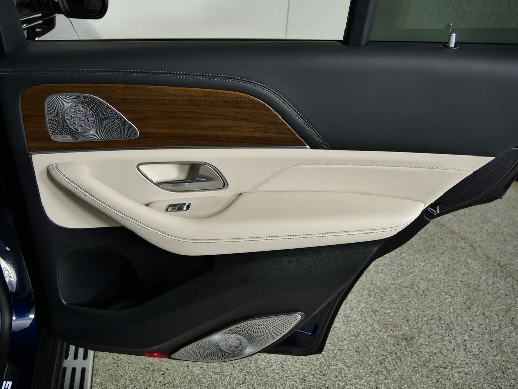 Thumbnail: 2021 Mercedes-Benz GLE - 31