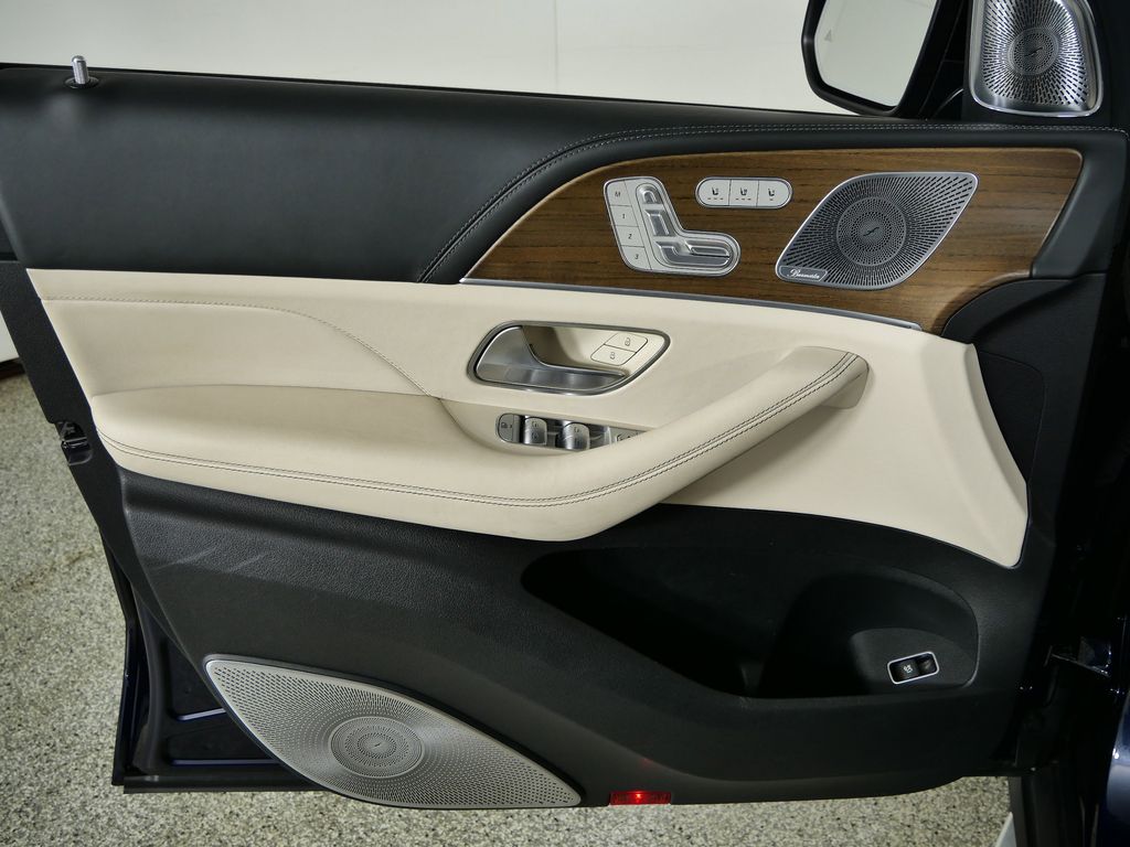 Thumbnail: 2021 Mercedes-Benz GLE - 36