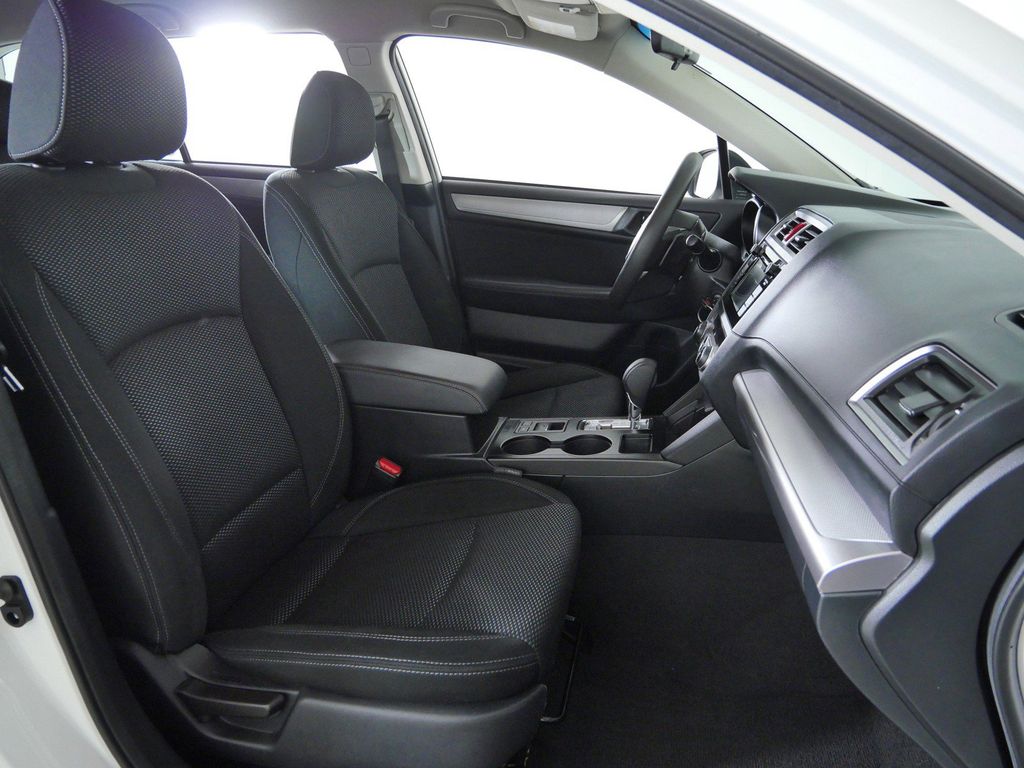 Thumbnail: 2019 Subaru Outback - 10