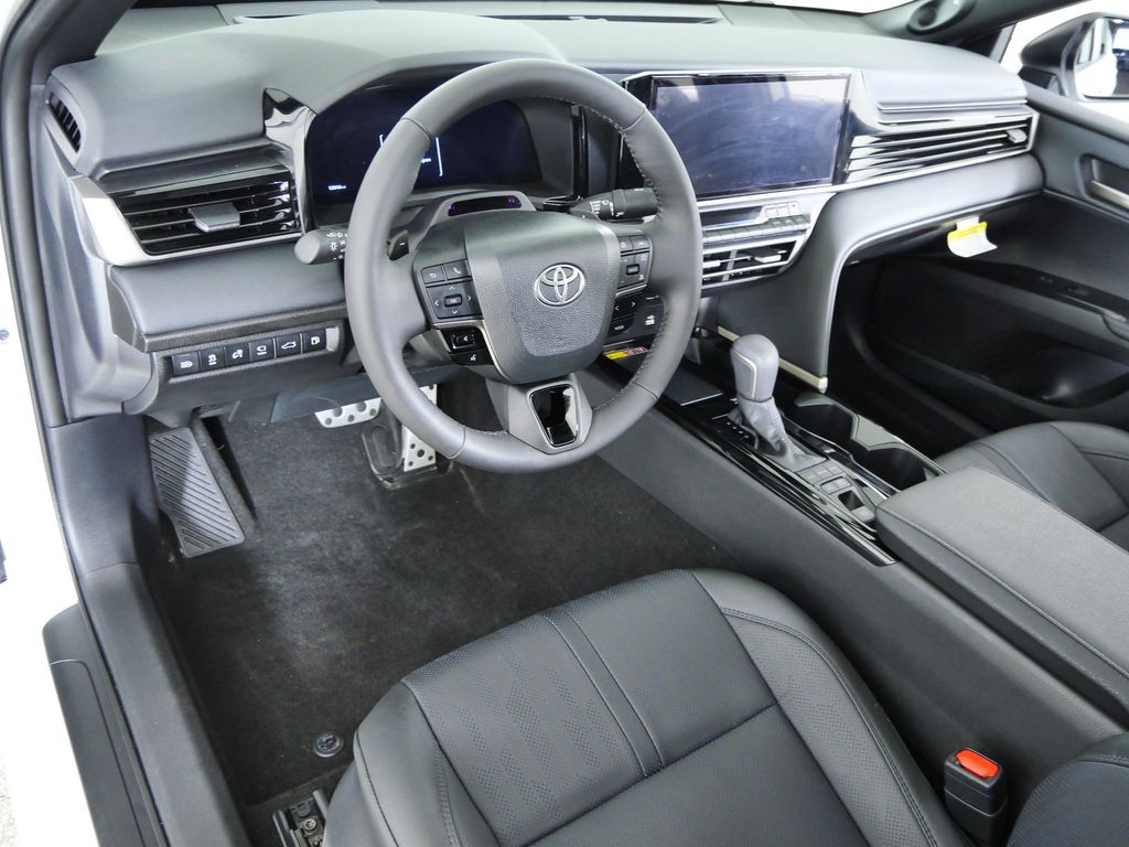 Thumbnail: 2025 Toyota Camry - 9