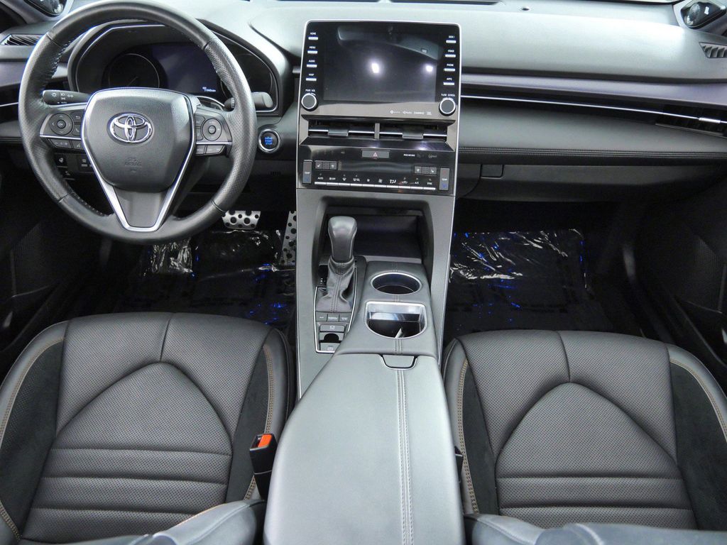 Thumbnail: 2022 Toyota Avalon - 2
