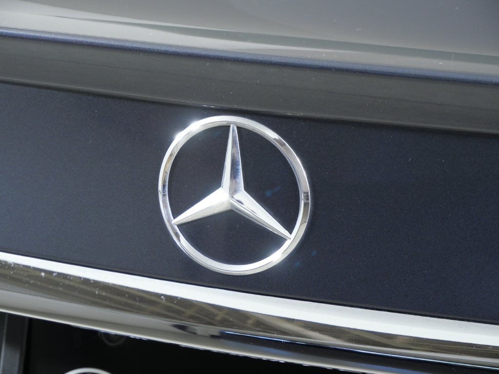 Thumbnail: 2016 Mercedes-Benz C-Class - 24