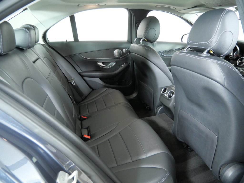 Thumbnail: 2016 Mercedes-Benz C-Class - 11