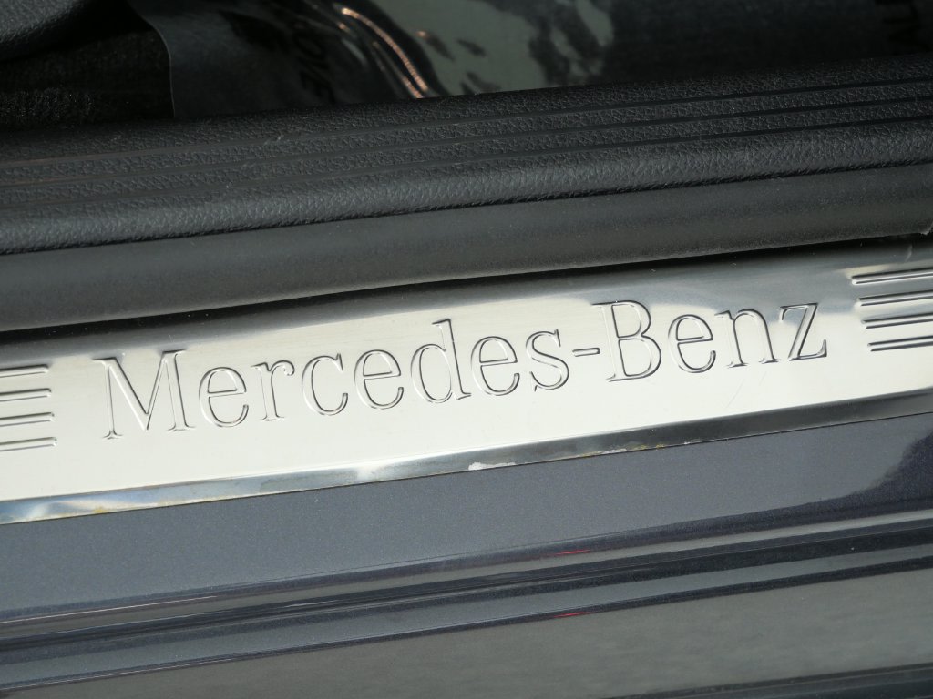 Thumbnail: 2016 Mercedes-Benz C-Class - 17
