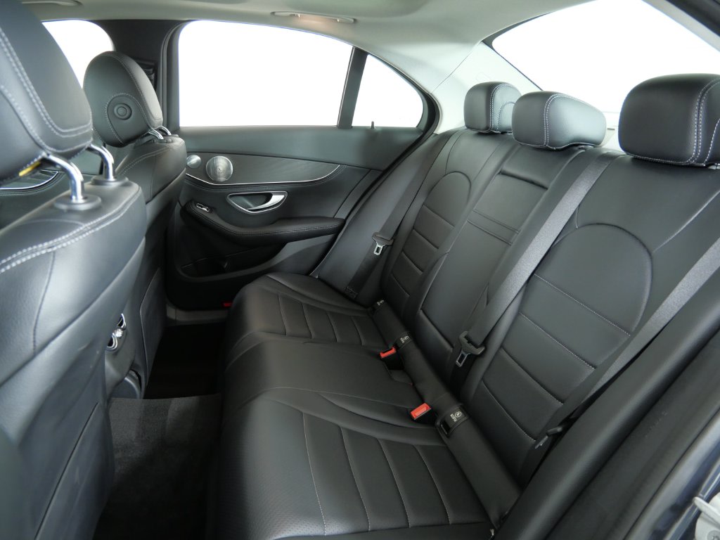 Thumbnail: 2016 Mercedes-Benz C-Class - 37