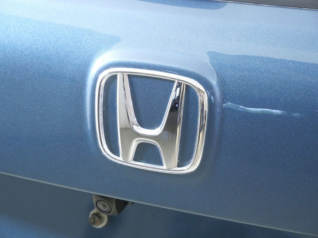 Thumbnail: 2018 Honda Pilot - 20
