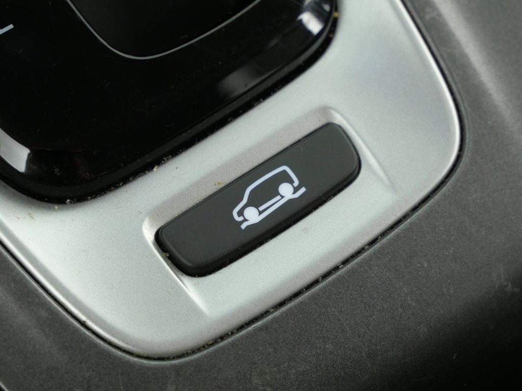 Thumbnail: 2018 Honda Pilot - 45