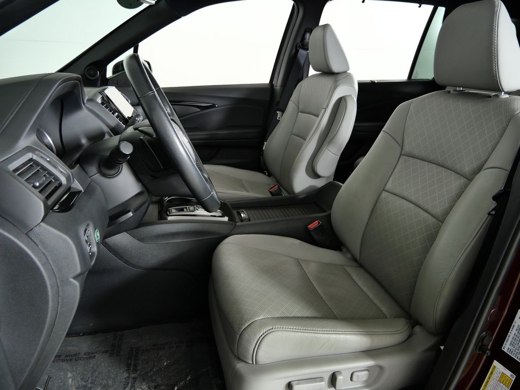 Thumbnail: 2020 Honda Passport - 37