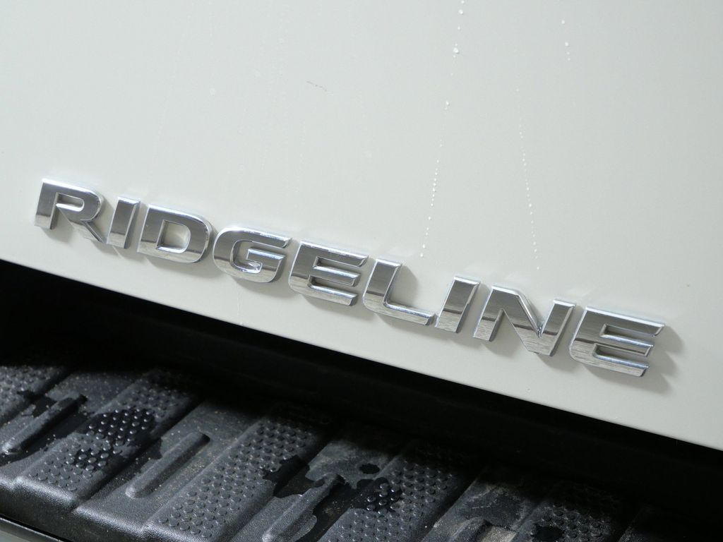 Thumbnail: 2019 Honda Ridgeline - 23